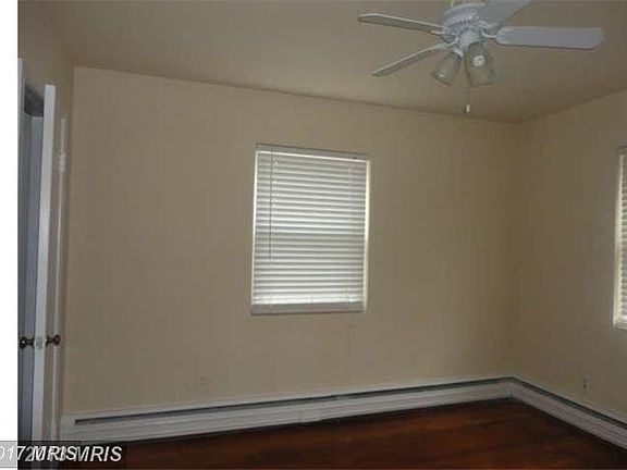 4th image of 10712 Spruce St