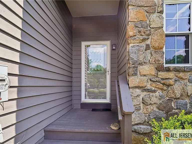 1 Brookline Ct #C — Photo 2