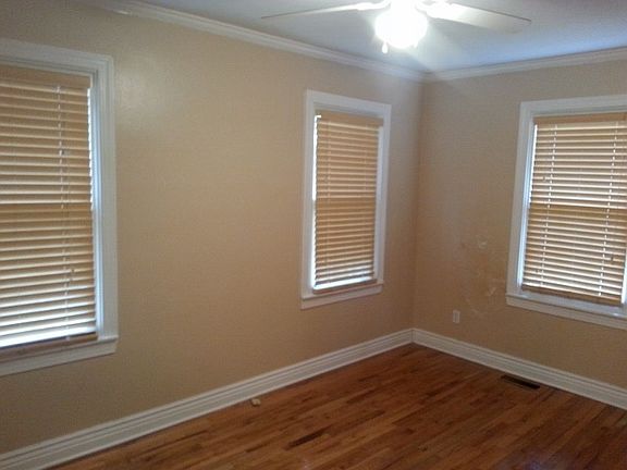 3rd image of 1123 Hawthorne St