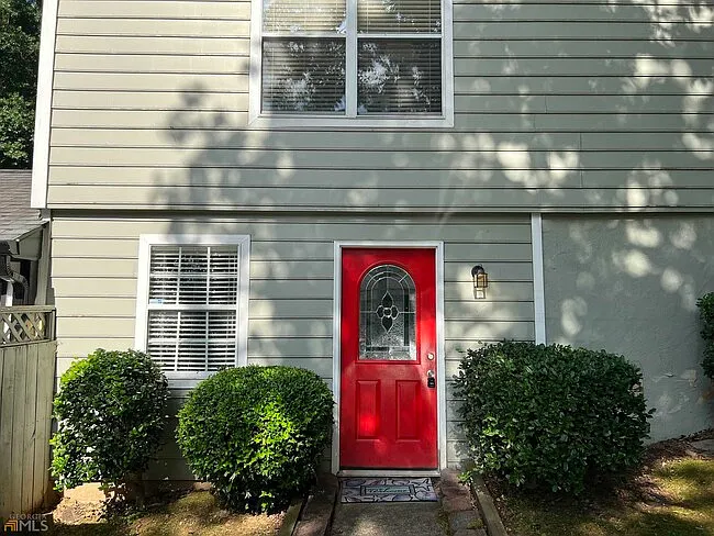 1363 Markan Dr NE #B — Photo 1