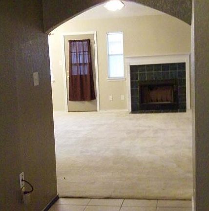 2nd image of 4212 Aspen Dr