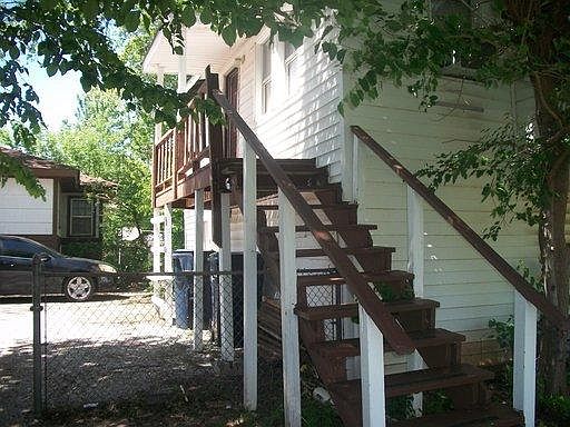 2nd image of 523 1/2 SW 26th St #Ug