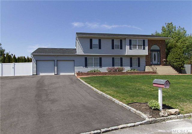 1st image of 4 Hartsdale St