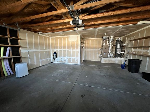 4th image of 412 Apple Way