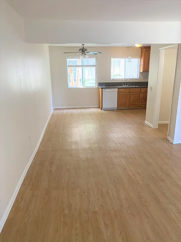 Building Photo - 973 Mission Dr #1