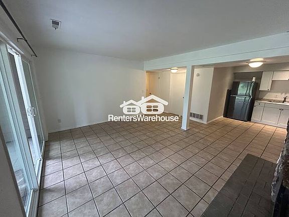5th image of 3707 Northshore Blvd NE
