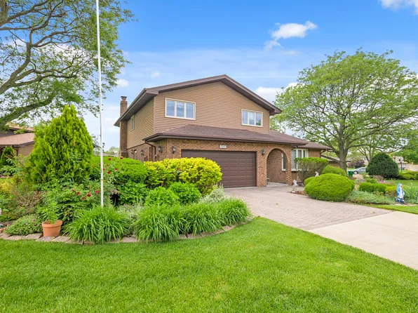 12057 Meadowland Dr, Homer Glen, IL 60491