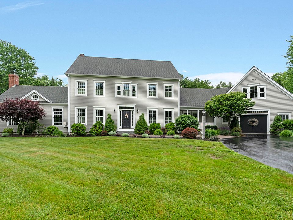 1st image of 23 Porcupine Ridge Way