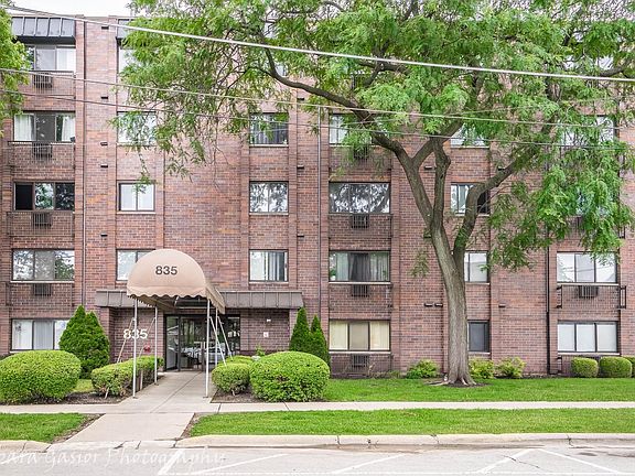 2nd image of 835 Pearson St APT 309