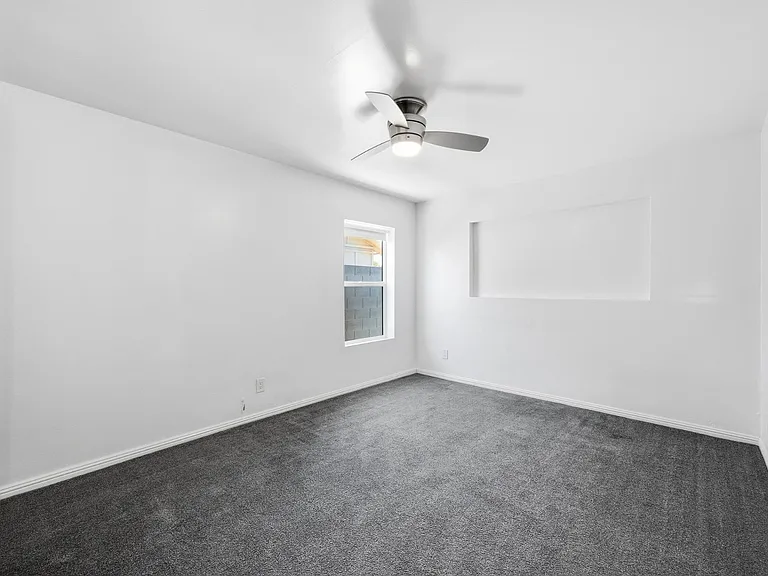 8639 E Virginia Ave — Photo 13