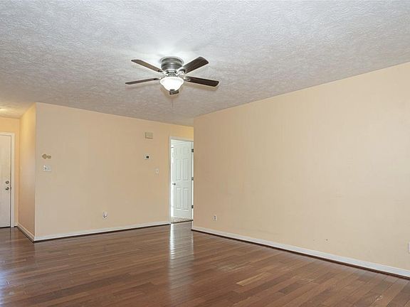 4th image of 5838 Nicolet Dr