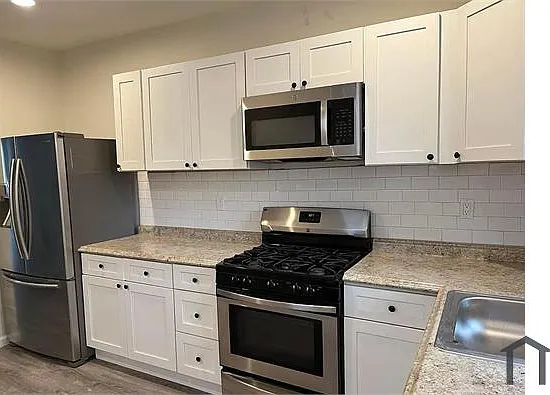 3209 Wharton St — Photo 1