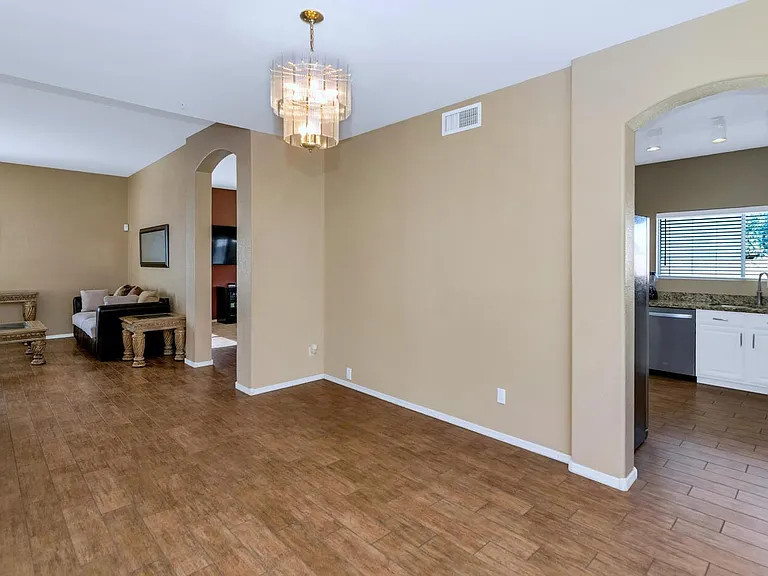 11155 E Laurel Ln — Photo 16