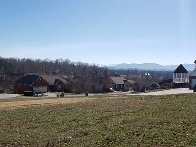 30 Back 9 Dr #30, White Pine, TN, 37890