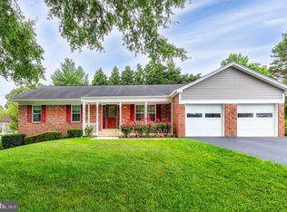 925 Decesaris Dr, Lothian, MD 20711