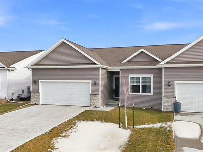 812 Juneberry Dr, Palo, IA, 52324