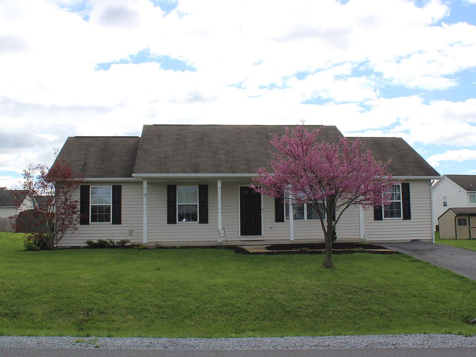 92 Fenimore Drive
Inwood WV