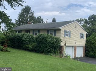 711 Frystown Rd, Myerstown, PA 17067