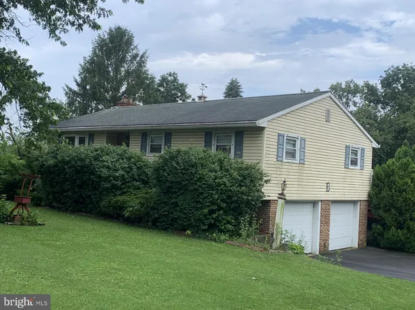 711 Frystown Rd, Myerstown, PA 17067