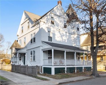 22 Rhode Island Ave, Newport, RI, 02840