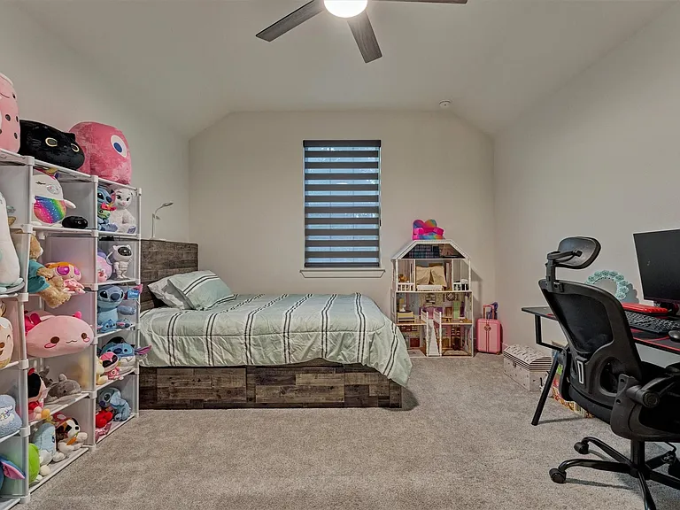 407 Tulip Tree Ct — Photo 37