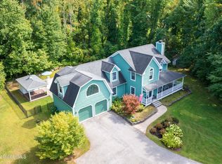 17 Terrace Rd, Queensbury, NY 12804
