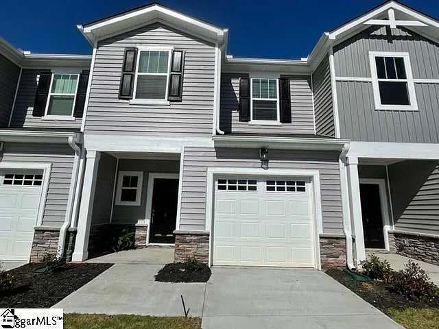 4 Outback Dr