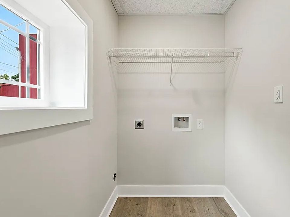 1st image of 706 Cumberland Dr APT B