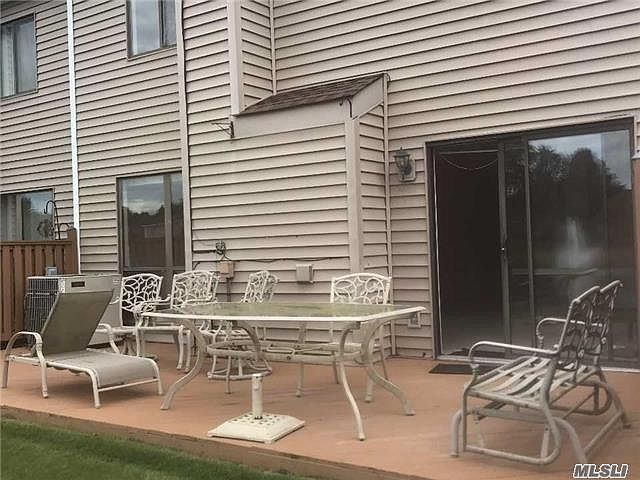 2nd image of 119 Hidden Ponds Cir