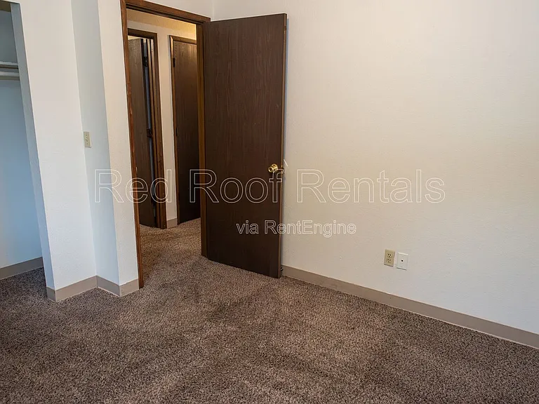 302 163rd Street Ct E #6 — Photo 13