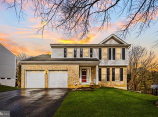 17 Birch Bark Ct, Owings Mills, MD 21117