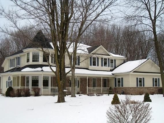 5th image of W224N7465 Wooded Hills Dr