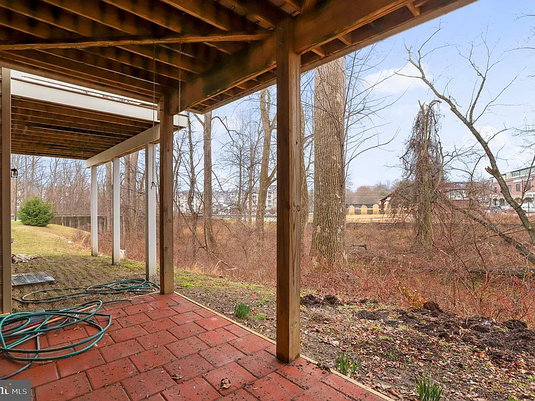 8079 Locust Mill St — Photo 33