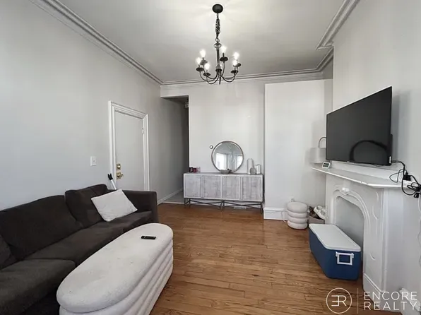 293 E St APT 1, Boston, MA 02127