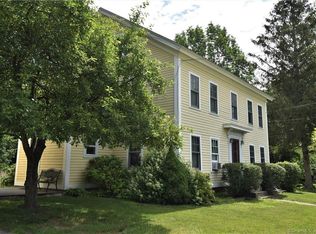 106 Wauregan Rd, Brooklyn, CT 06234