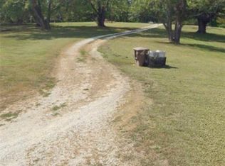 2035 Blue Ridge Rd, Hardin, IL 62047