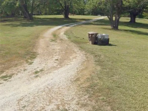 2035 Blue Ridge Rd, Hardin, IL 62047