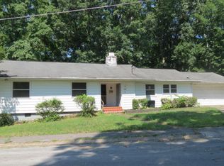 102 W Damascus Rd, Oak Ridge, TN 37830