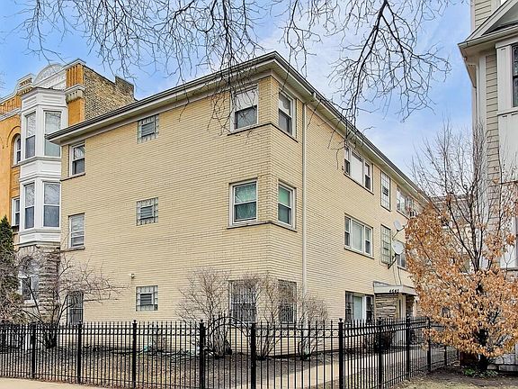 2nd image of 4645 N Hermitage Ave APT 2M