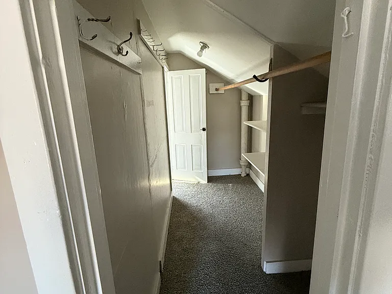 704 Walnut St — Photo 21