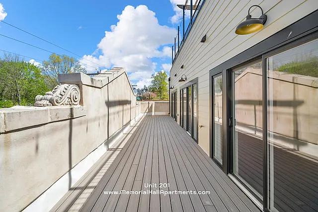4 E Main St #201 — Photo 3