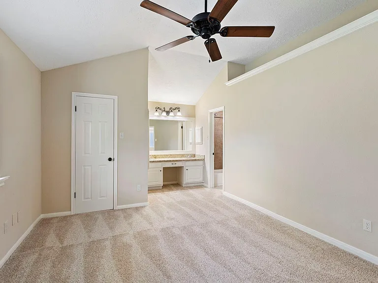 21435 Deerhaven Dr — Photo 18