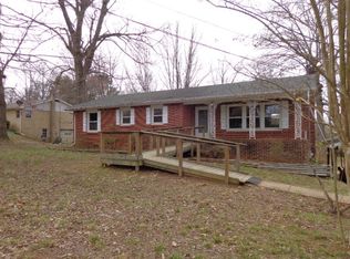 301 Byrd Rd, Paris, TN 38242