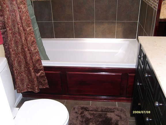 2nd floor Bathroom