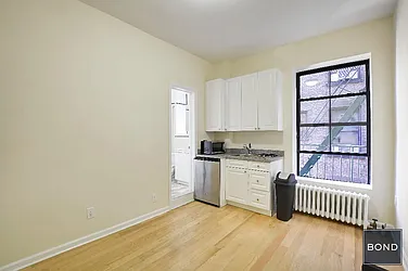 Rented by Bond New York