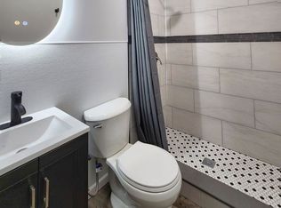 39-41 Hall St, Springfield, MA 01108