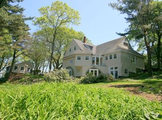 29 Smiths Point Rd, Manchester, MA 01944