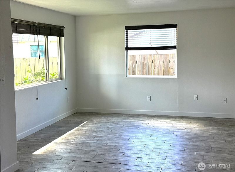 2nd image of 913 G Street