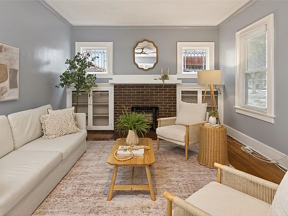 5th image of 305 Aldine St