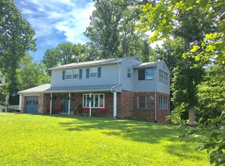 4621 Guinea Rd, Annandale, VA 22003